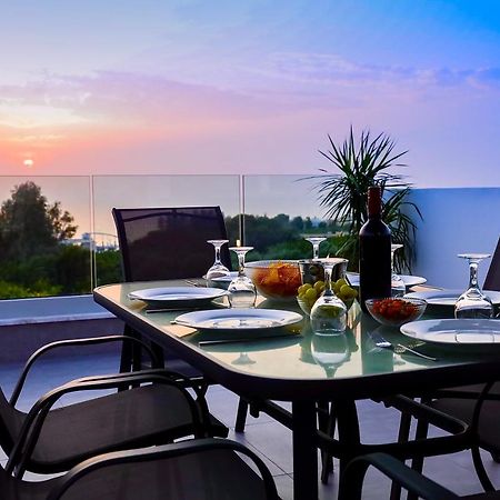 Sophia'S Seaview Luxury Villas Paphos ภายนอก รูปภาพ