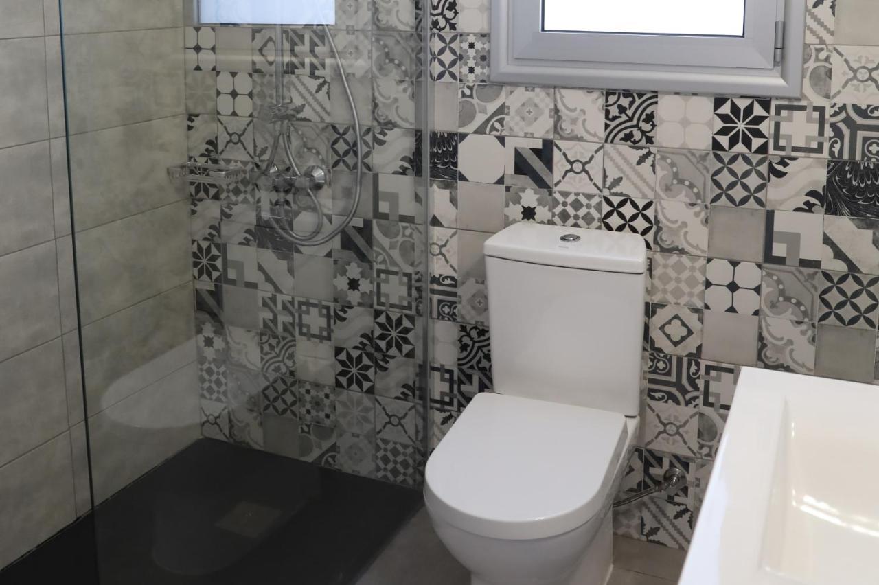 Sophia'S Seaview Luxury Villas Paphos ภายนอก รูปภาพ