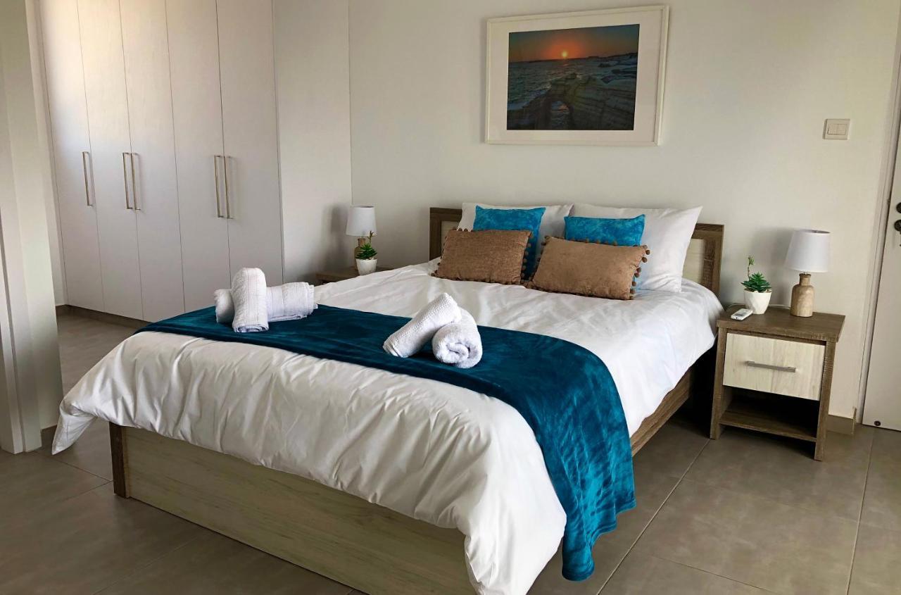 Sophia'S Seaview Luxury Villas Paphos ภายนอก รูปภาพ