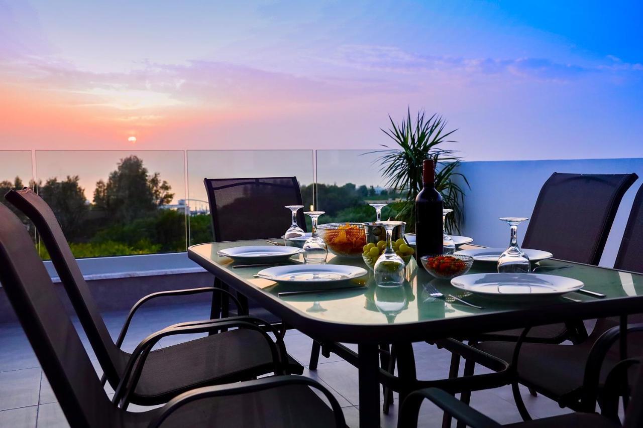 Sophia'S Seaview Luxury Villas Paphos ภายนอก รูปภาพ
